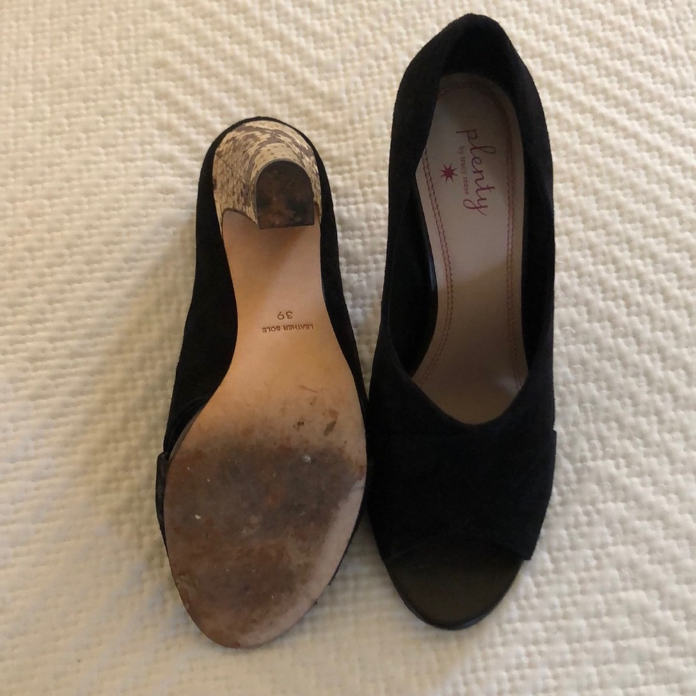 Gently Worn Heel - image 3